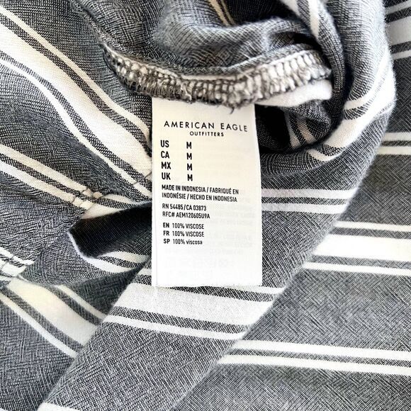 American Eagle Grey White Striped Button Down Oversized‎ M - Picture 4 of 9